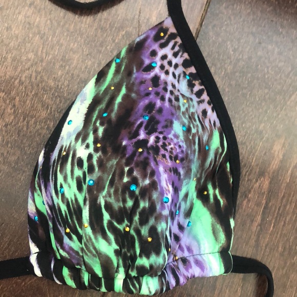 Parah bikini. - Picture 5 of 6